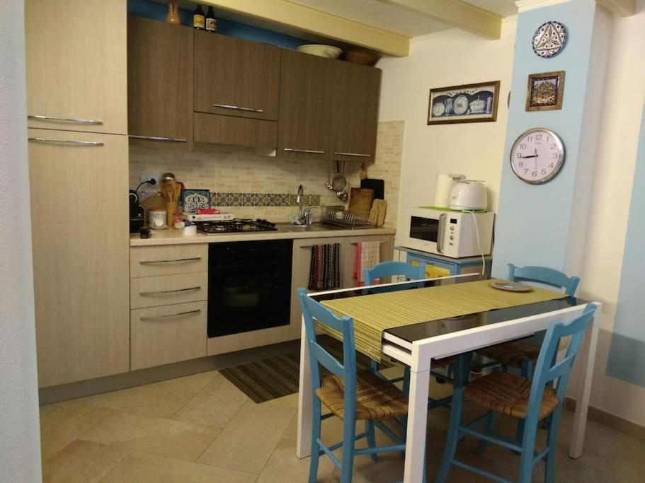 Monolocale Castello Centro Storico Apartment